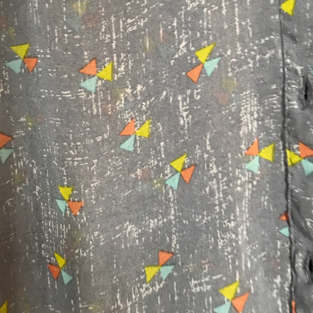 Button down blouse - Picture 2 of 3
